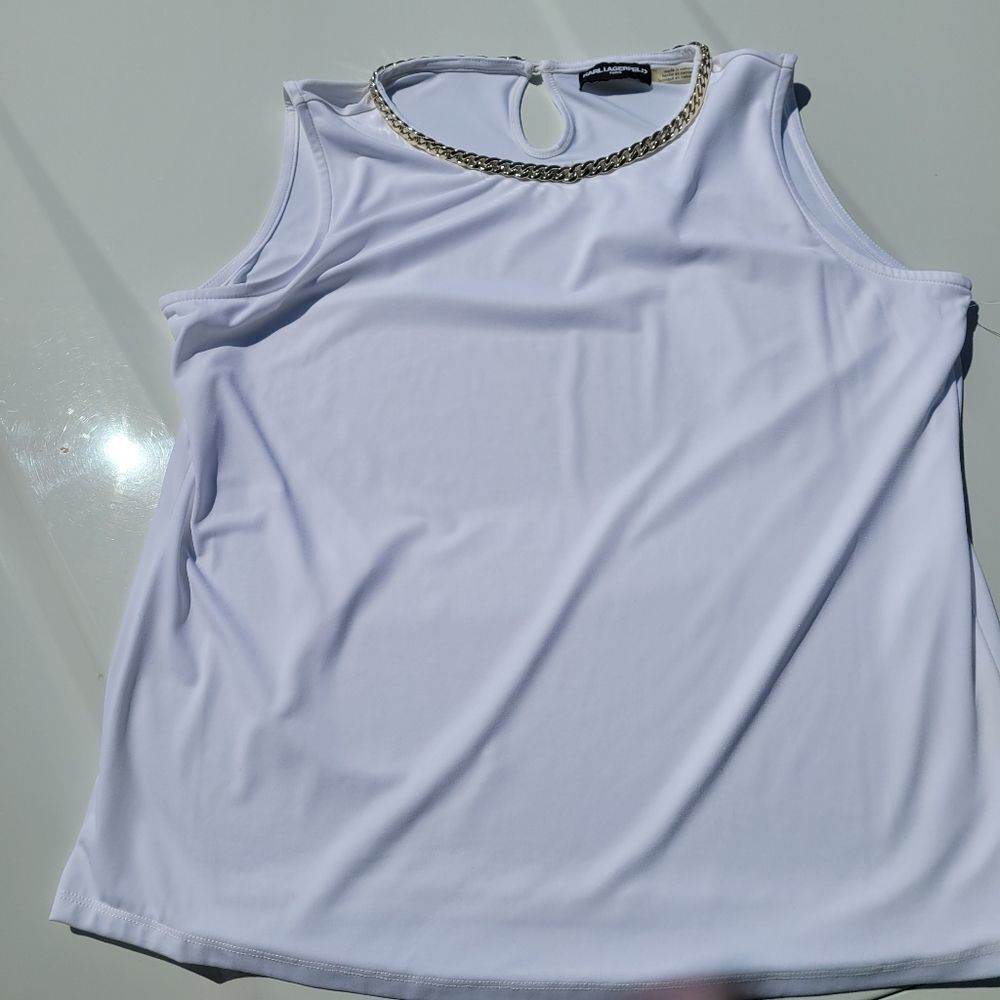KARL LAGERFELD Sleeveless Chain Necklace Top